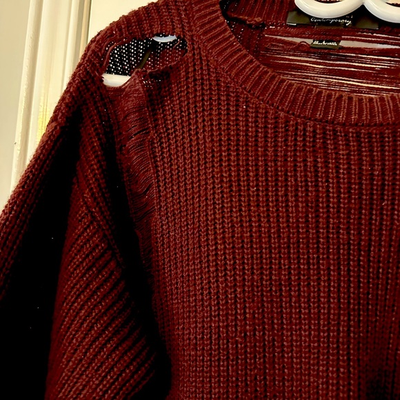 Longline ripped sweater - Picture 2 of 3